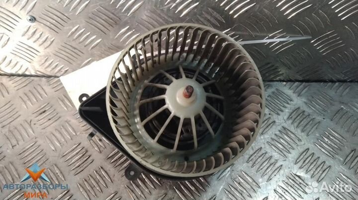 Моторчик печки Renault Laguna рест. 2000 2387901