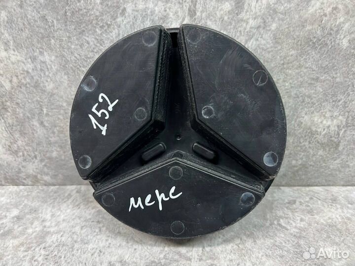 Кронштейн (крепление) Mercedes-Benz C-Класс