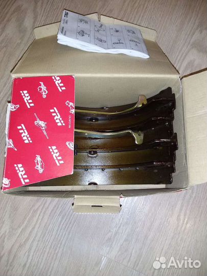 Тормозные колодки nissan тирано 2, ford Маверик