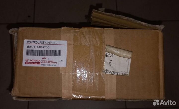 Блок управления кондиционером Toyota Avensis