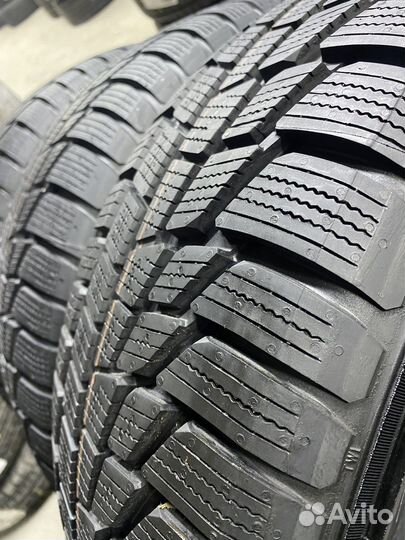 Nokian Tyres WR G2 215/60 R16