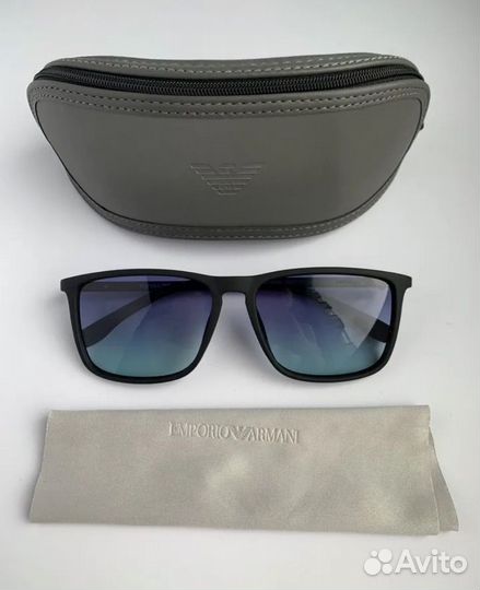 Солнцезащитные очки emporio armani