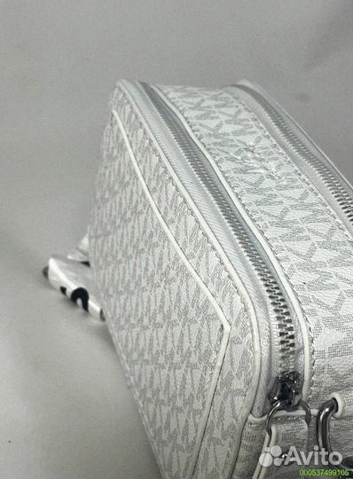 Сумка Michael Kors: ваш стиль через плечо