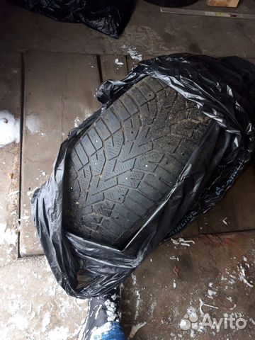 Gislaved Euro Frost 5 215/60 R16