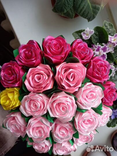 Букет из атласных лент, розочка миниатюрная