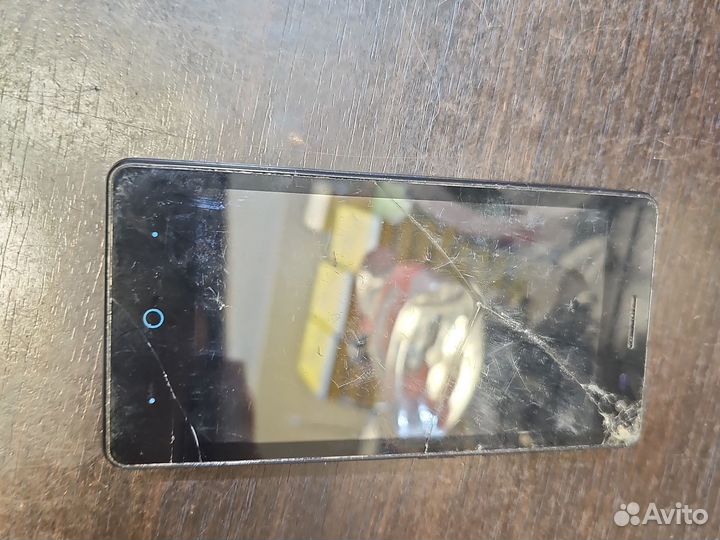 ZTE Blade GF3, 8 ГБ