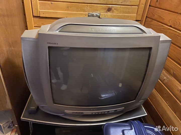 Телевизор samsung