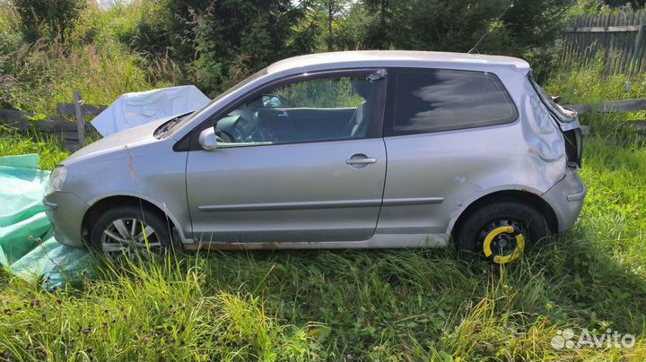 Volkswagen Polo 1.4 МТ, 2007, битый, 195 000 км