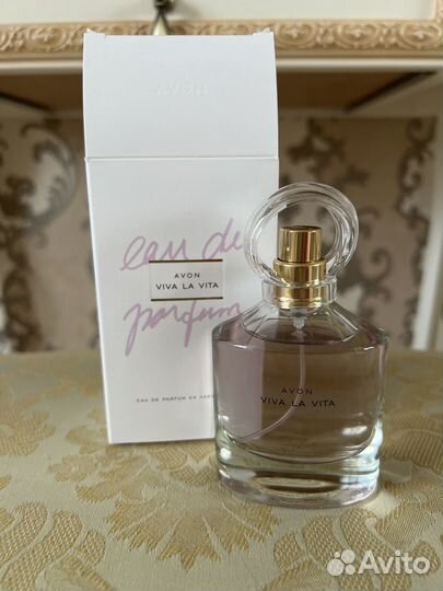 Парфюмерная вода avon viva la vita
