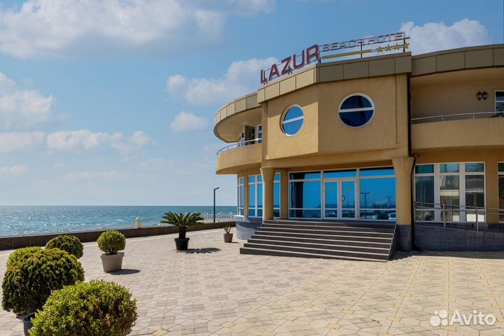 Администратор в отель Lazur Beach 4*