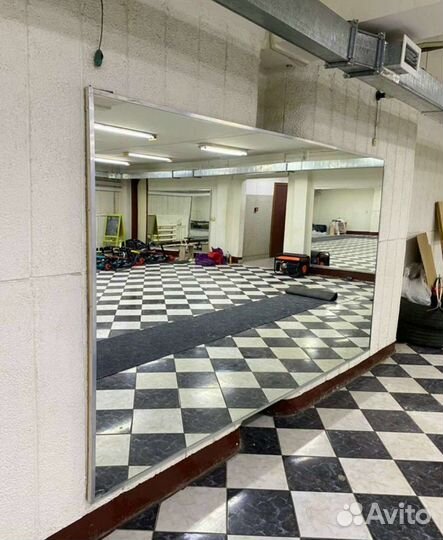 Зеркало в зал танцев/фитнес