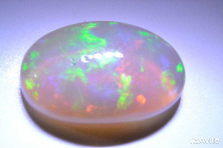 Камень опал