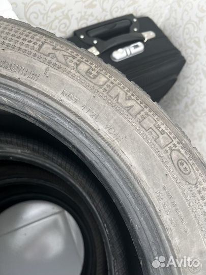 Kumho 722 2.25/55 R18