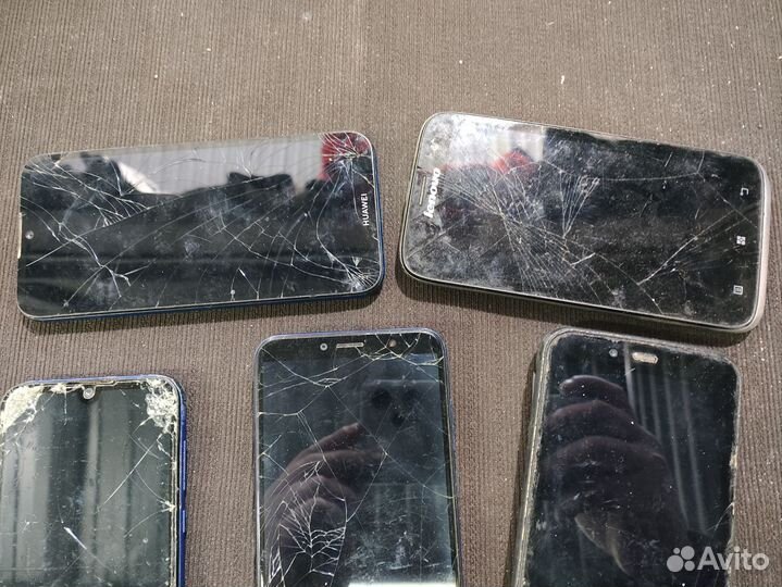 Samsung Galaxy A10, 2/32 ГБ