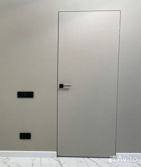 Скрытая дверь под отделку