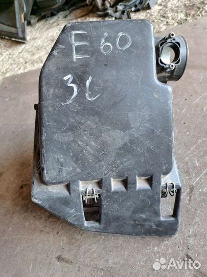 Корпус воздушного фильтра на BMW E60