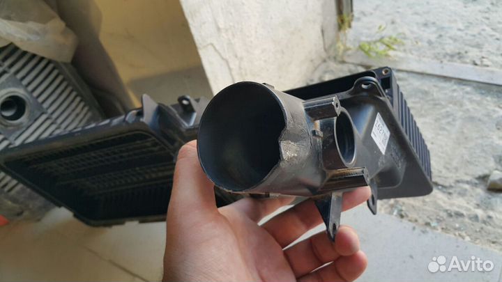 Крышка воздушного фильтра Mazda3