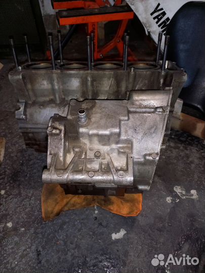 Блок цилиндров Yamaha r1 98-03