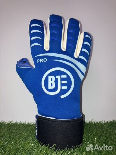Вратарские перчатки Beone 5 размер