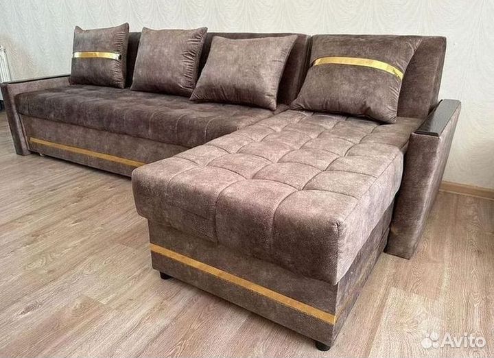 Диван угловой в наличии
