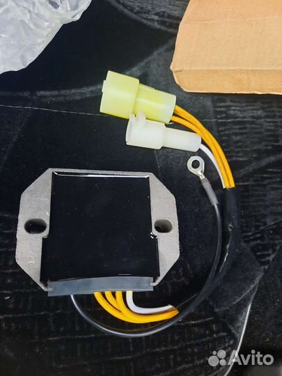 Suzuki DF50 реле-регулятор