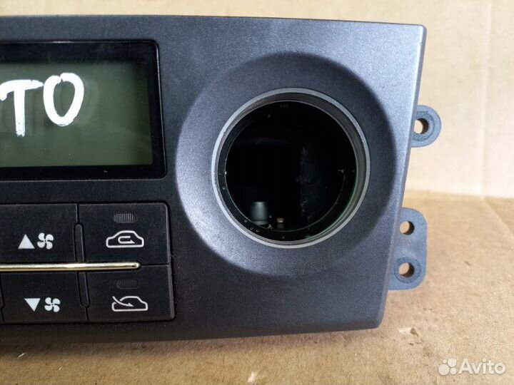 Блок управления климат-контролем Kia Sorento 2009