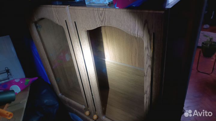 Кухонный навесной шкаф