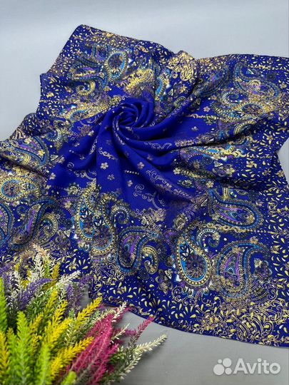 Платок женский шелковый с узорами красивые