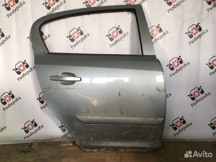 Задняя правая дверь Opel Corsa хетчбэк