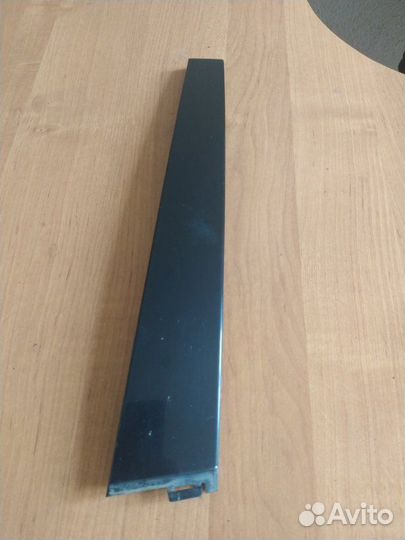 Накладка двери передняя левая Volkswagen Passat