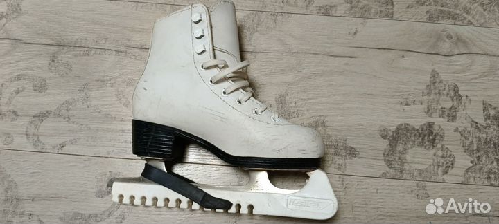 Коньки фигурные 30 размер
