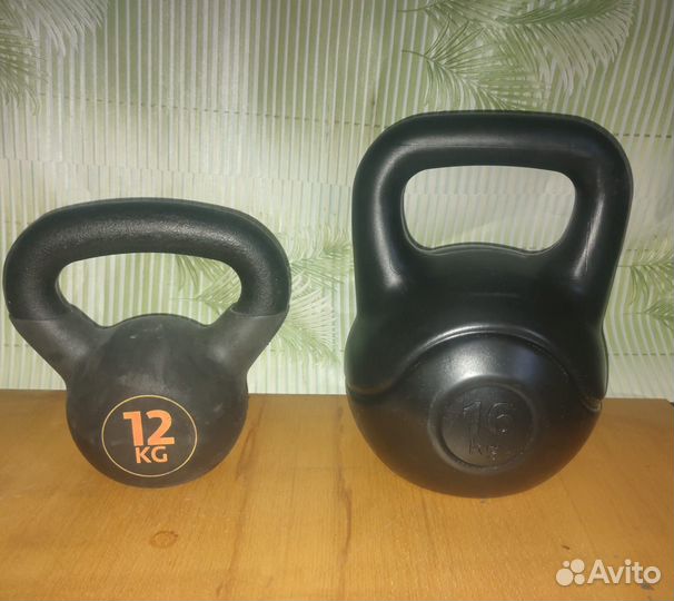 Гиря 16кг, гантели 2кг, 5кг, 10кг