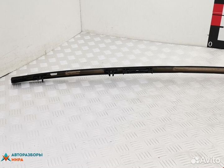 Накладка декоративная Mercedes-Benz E-Класс