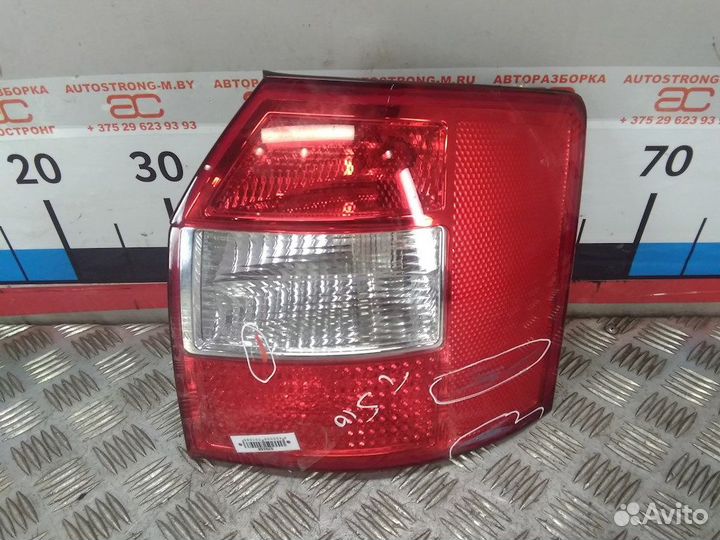 Фонарь задний для Audi A4 B6 8E9945096A