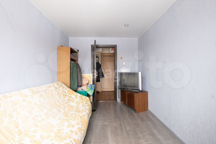 Комната 10 м² в 4-к., 5/5 эт.