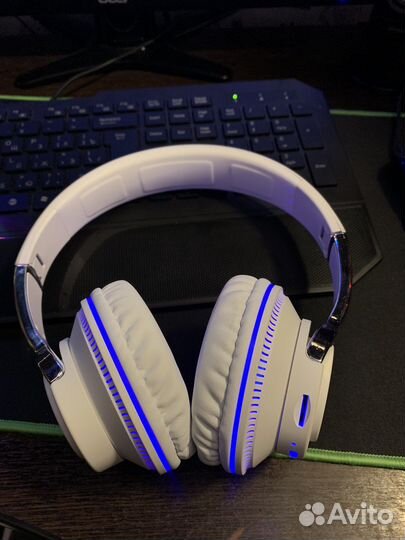 Беспроводные Наушники с подсветкой wildberries