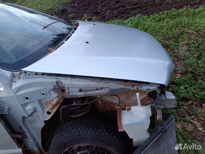 Капот mitsubishi space star 2002 1.6