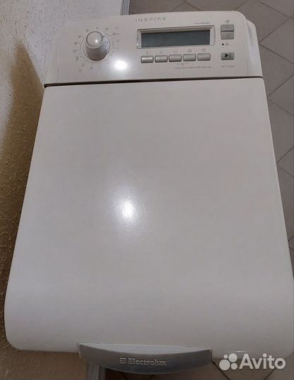 Стиральная машина бу Electrolux EWT 13720W
