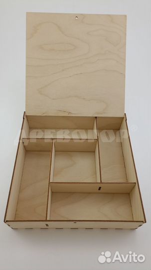 Коробка деревянная на несколько секций