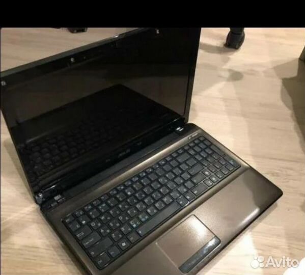 Ноутбук asus