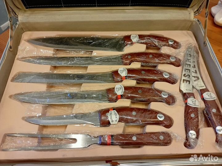 Набор ножей для барбекю в кейсе 24 предмета