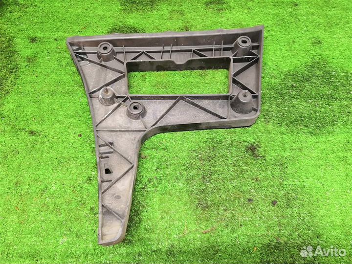 Направляющая заднего бампера правая Audi A5 /S5 C