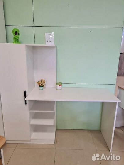 Стол компьютерный