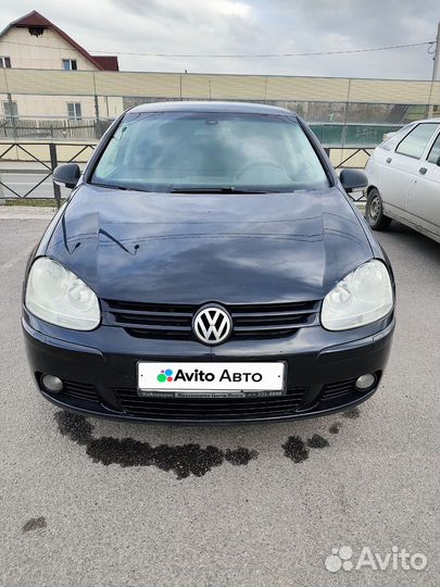 Volkswagen Golf 1.6 AT, 2005, 301 000 км