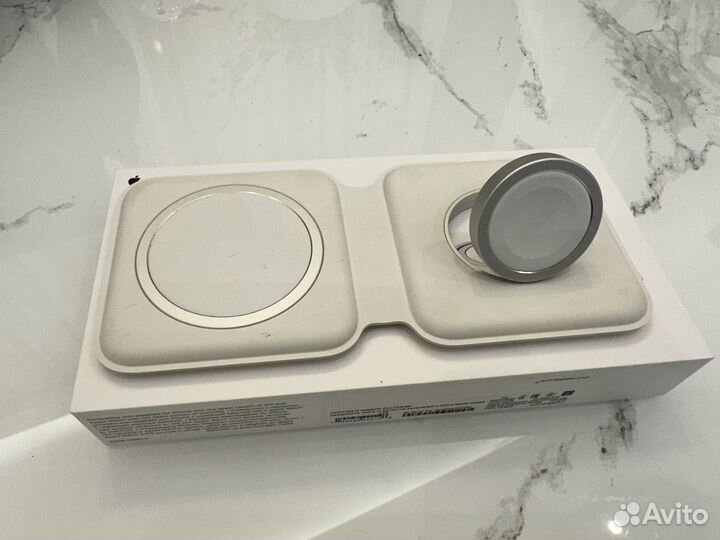Зарядная станция MagSafe Duo Carger