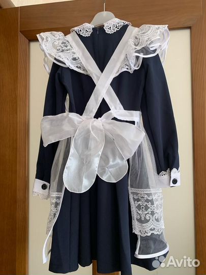 Синяя школьная форма