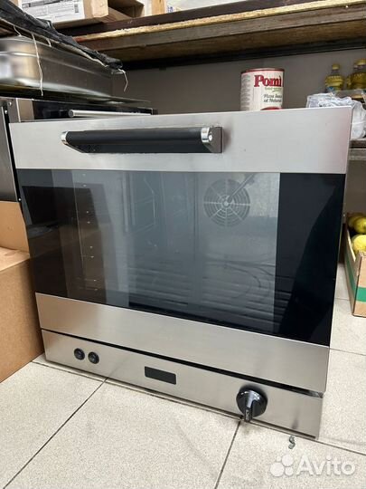Конвекционная печь smeg
