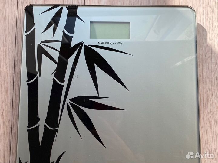 Весы напольные электронные scarlett
