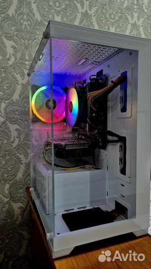 Современный системный блок, для учёбы и игр