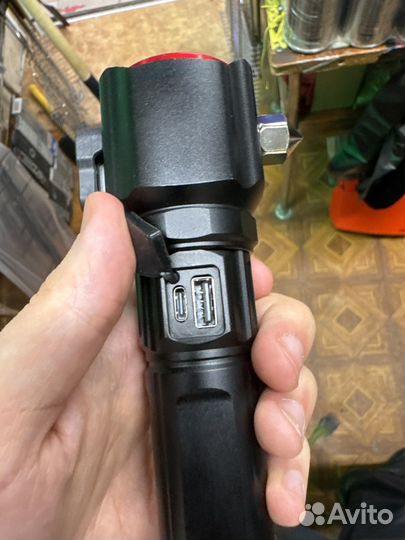 Фонарик PM10-TG со стропорезом и стеклобоем